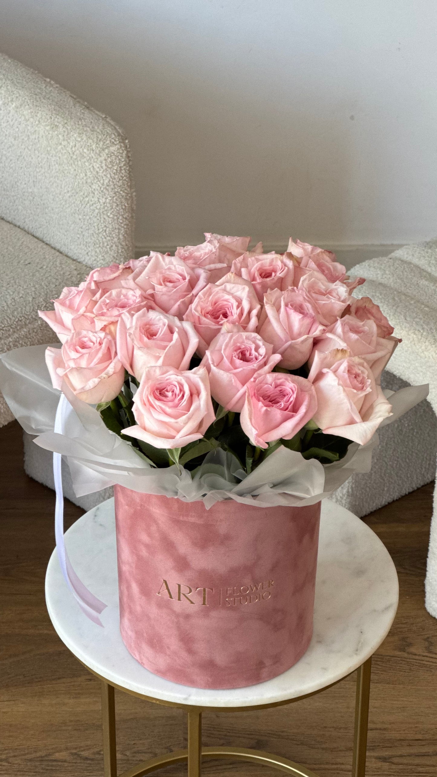 Pink Bliss| Set of 21 roses in box&balloons