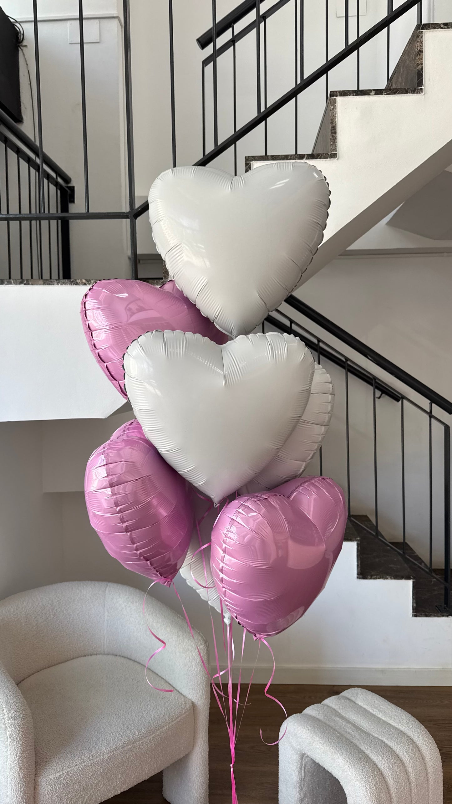 Pink Bliss| Set of 21 roses in box&balloons